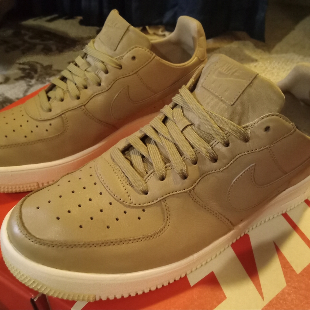 Air force one's light brown